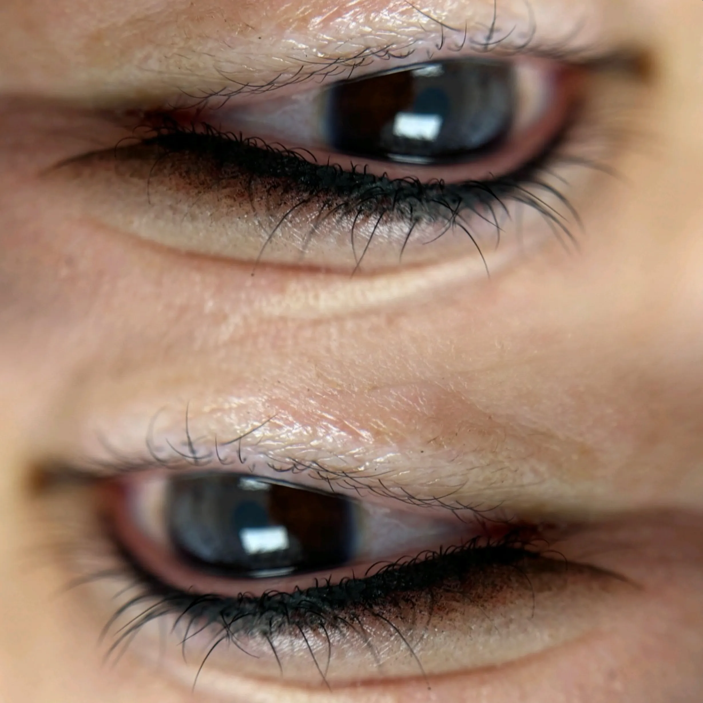 eyeliner tattooing